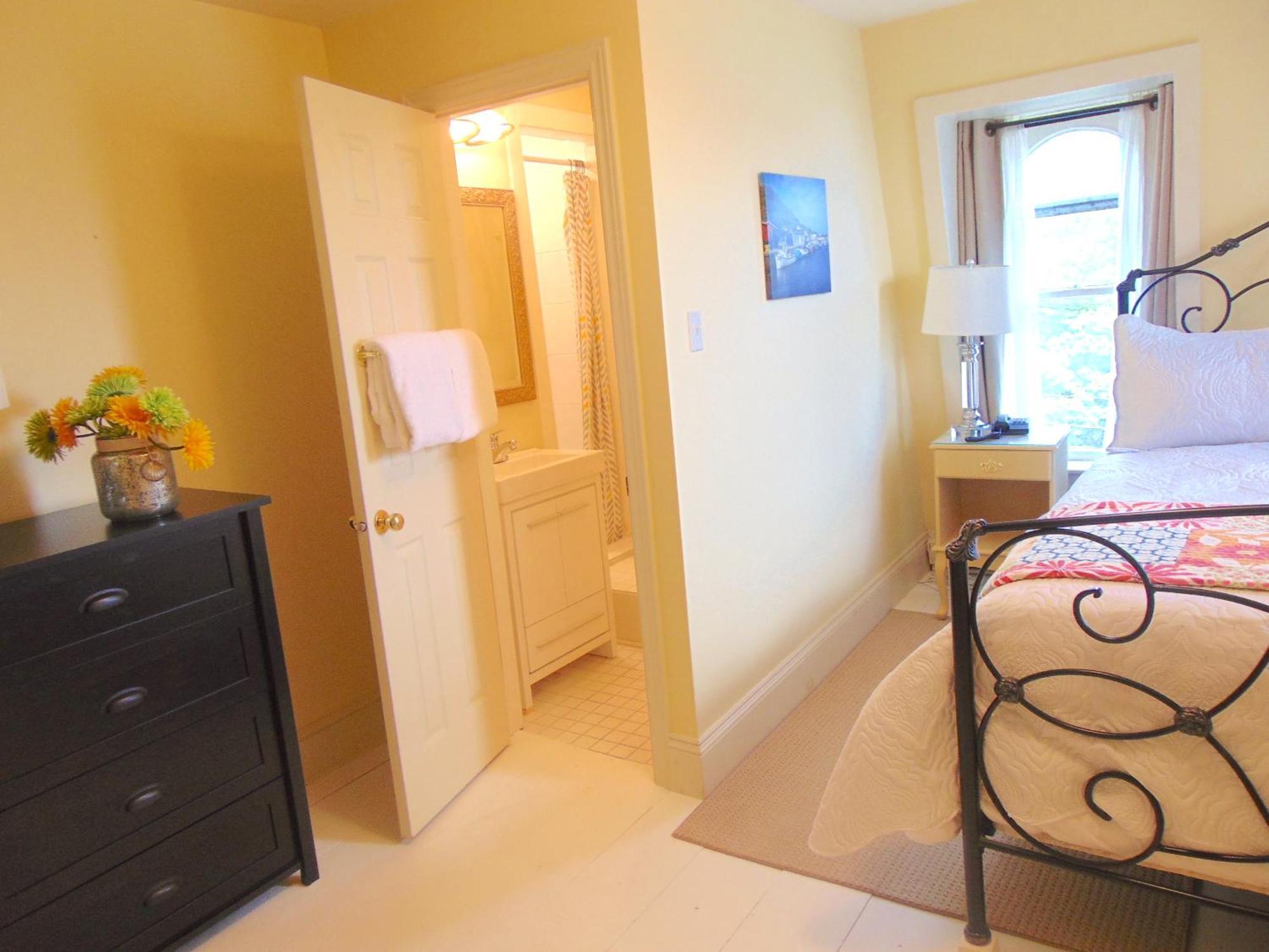 The Elizabeth Manor Guesthouse St. John's Phòng bức ảnh